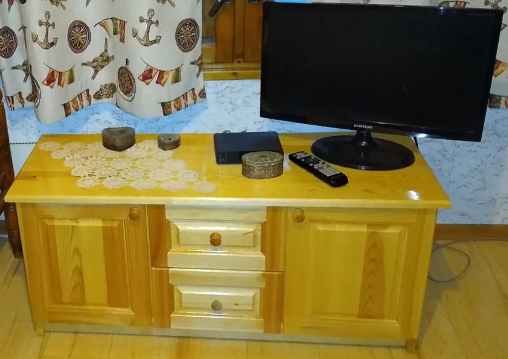 ТВ комод чам